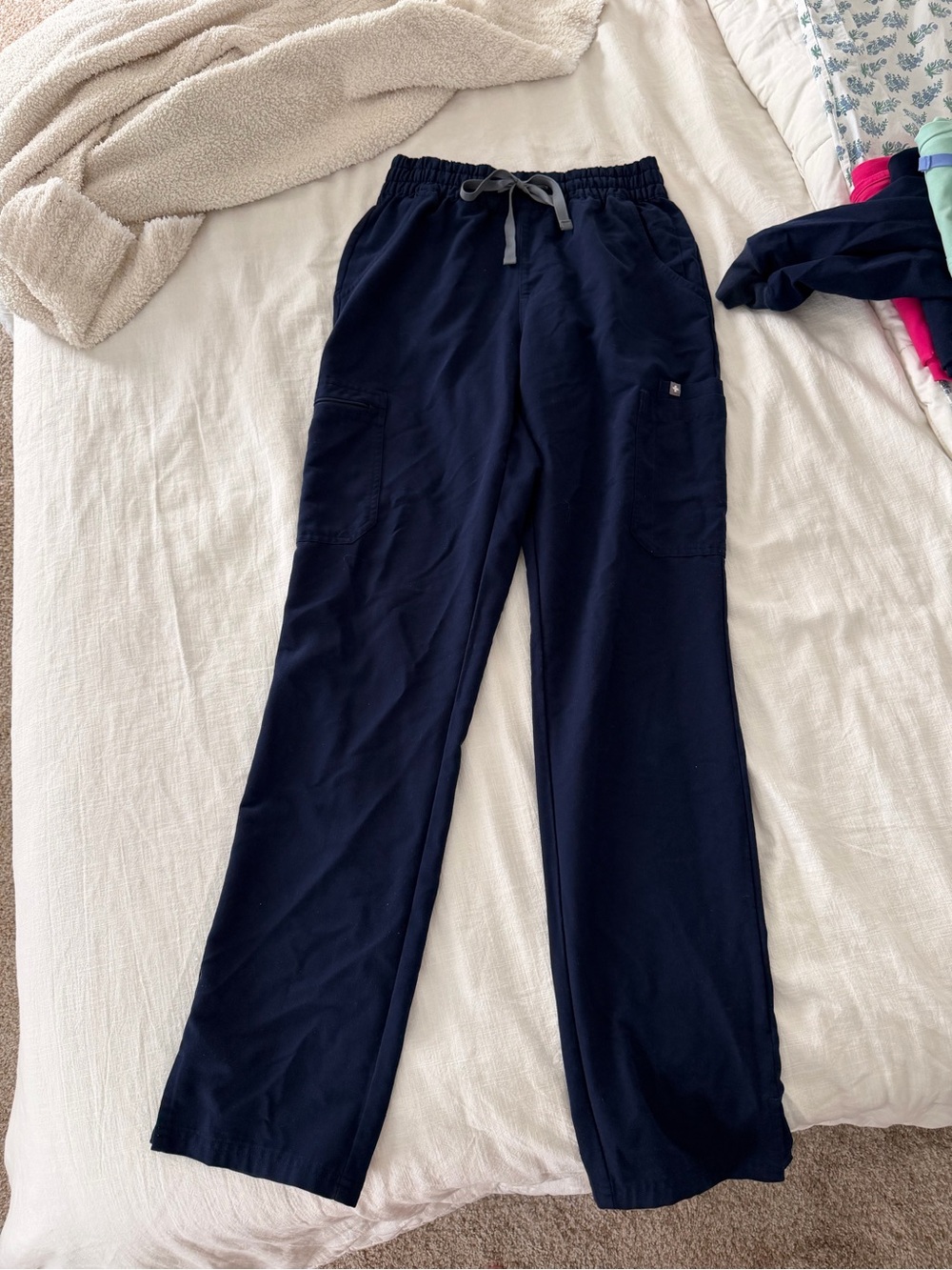 Figs Navy Elastic Waist Scrub Pants